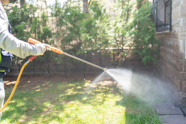 Best Exterminator Services  in Plainsboro Center, NJ